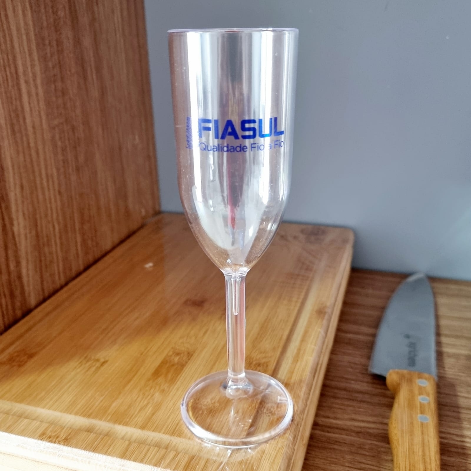 Taça Espumante em plástico 200ml